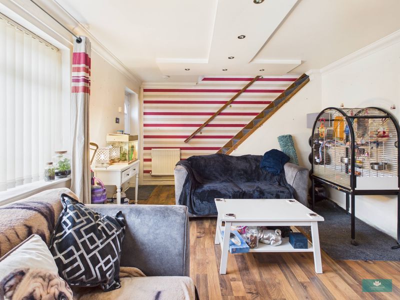 Property photo 2 of 13 Photo 3