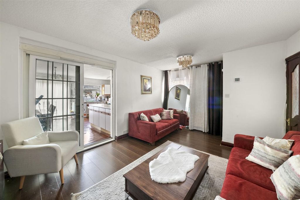 Property photo 2 of 17 3