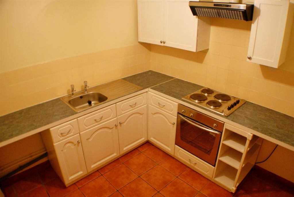 Property photo 3 of 7