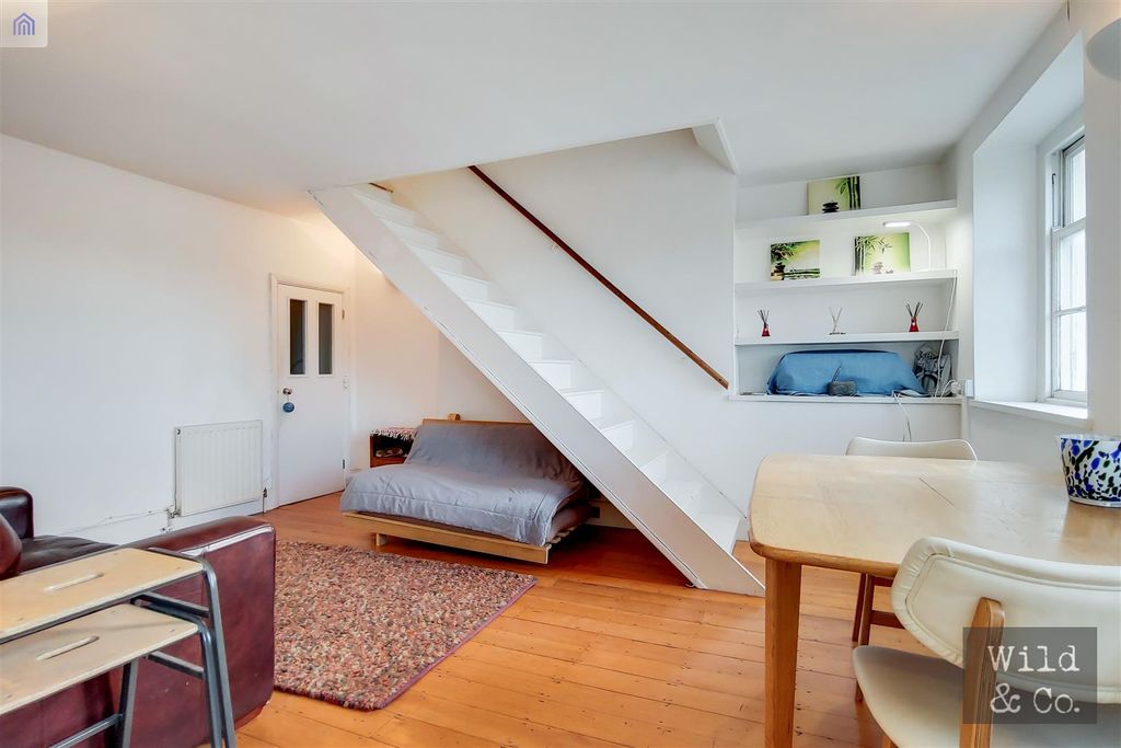 Property photo 2 of 12 2_Kitchen-Reception-1.Jpg