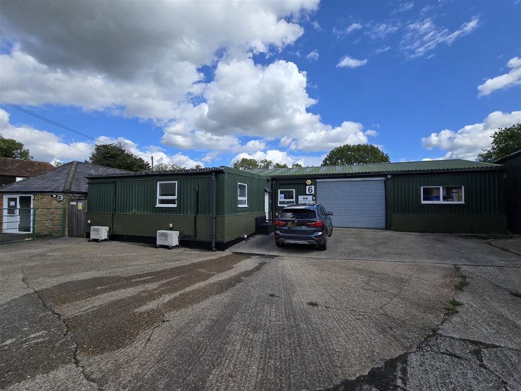 Property photo 1 of 10