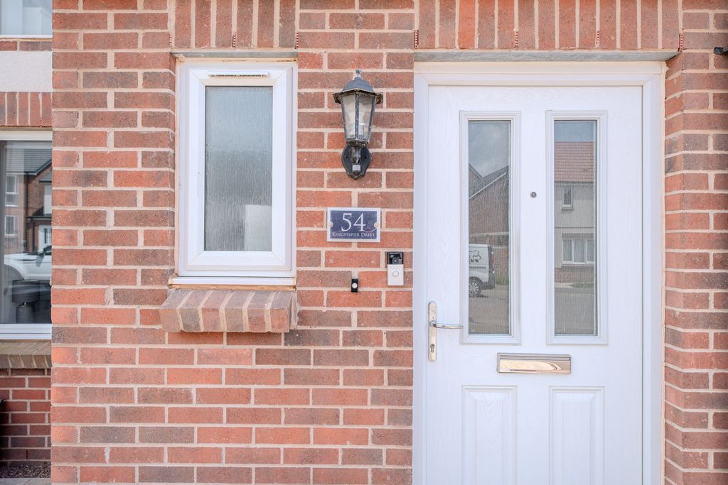 Property photo 3 of 24