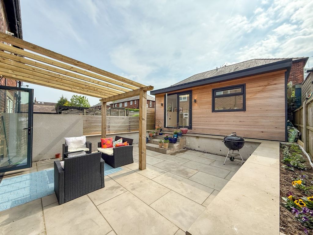 Property photo 2 of 24