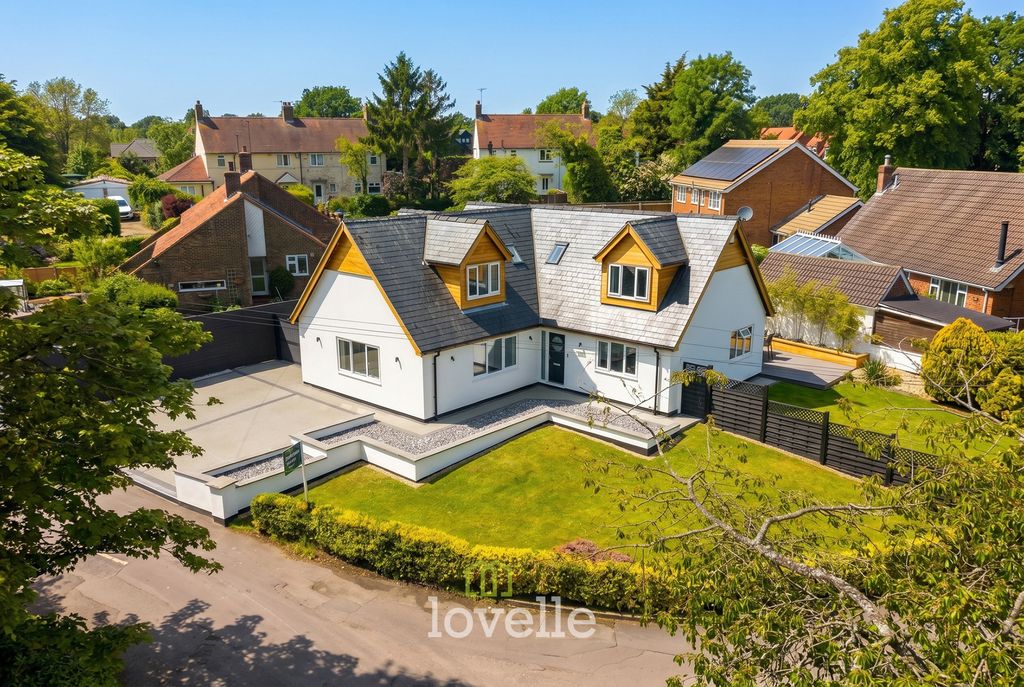 Property photo 1 of 50