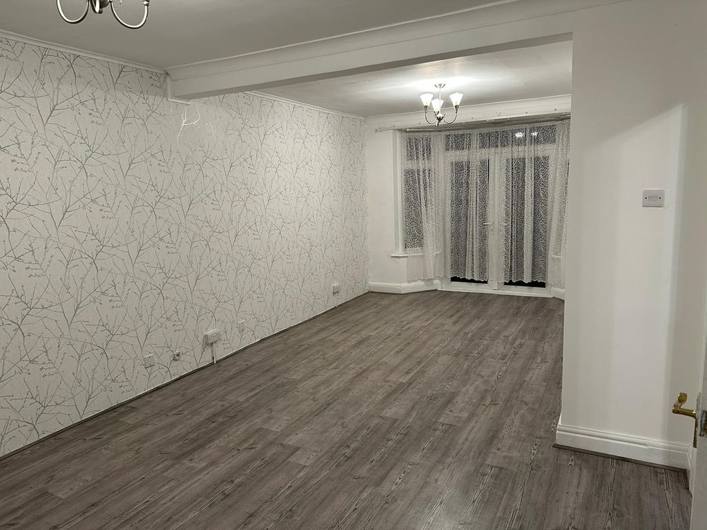 Property photo 2 of 2