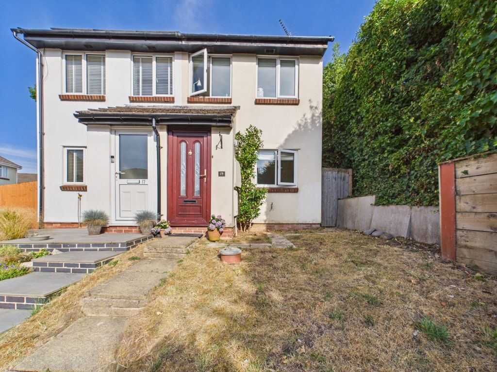 Property photo 1 of 10 Cam01740G0-Pr0583-Still011