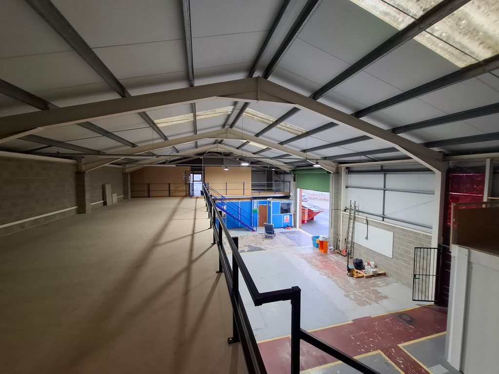 Property photo 2 of 7