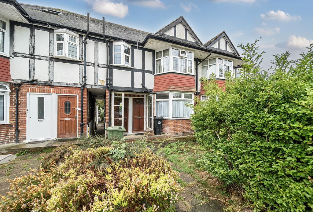 Property photo 2 of 10 1347145-20-68B6d6...