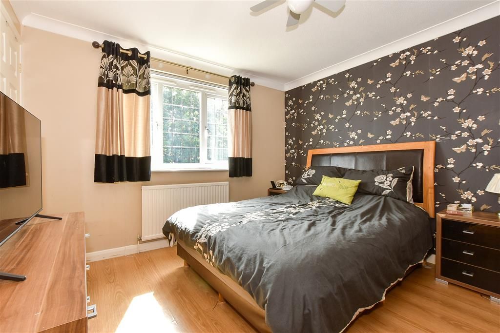 Property photo 3 of 16 Bedroom 1