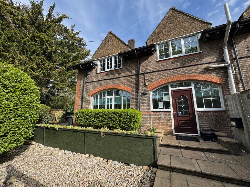 Property photo 1 of 30