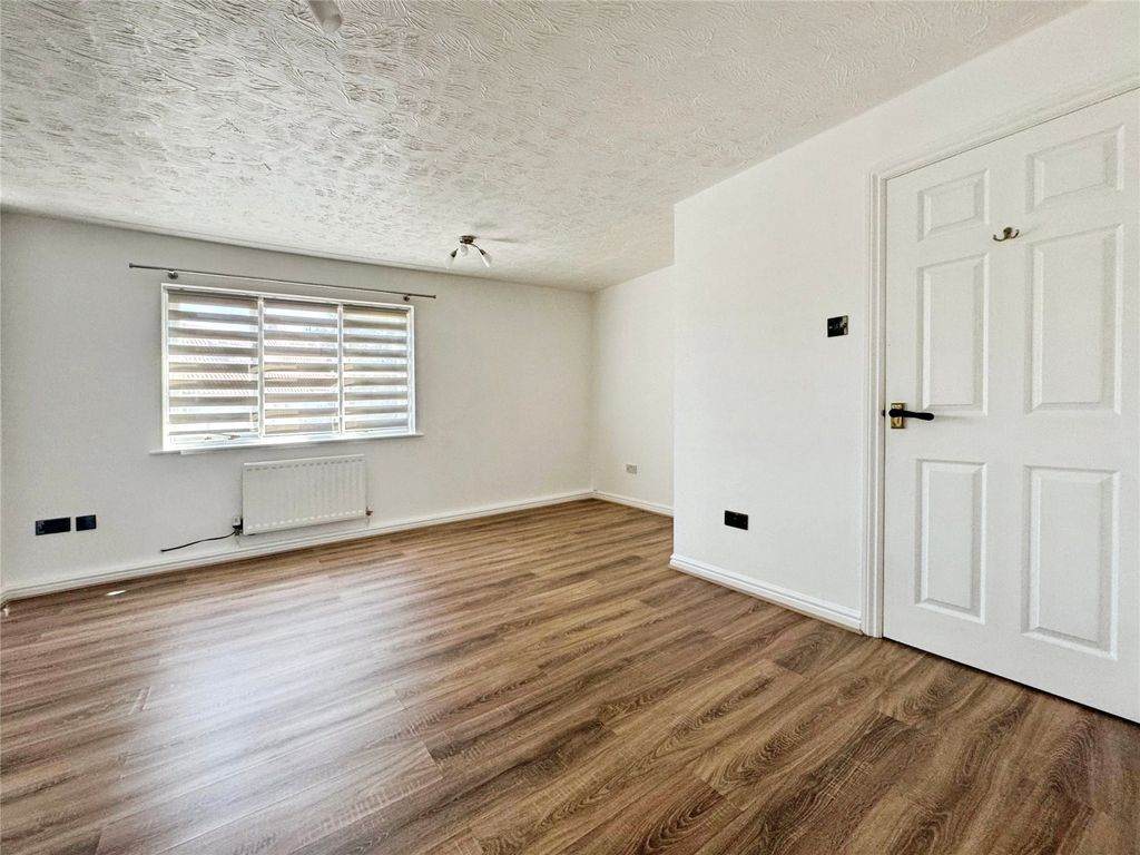 Property photo 3 of 14 Picture No. 29