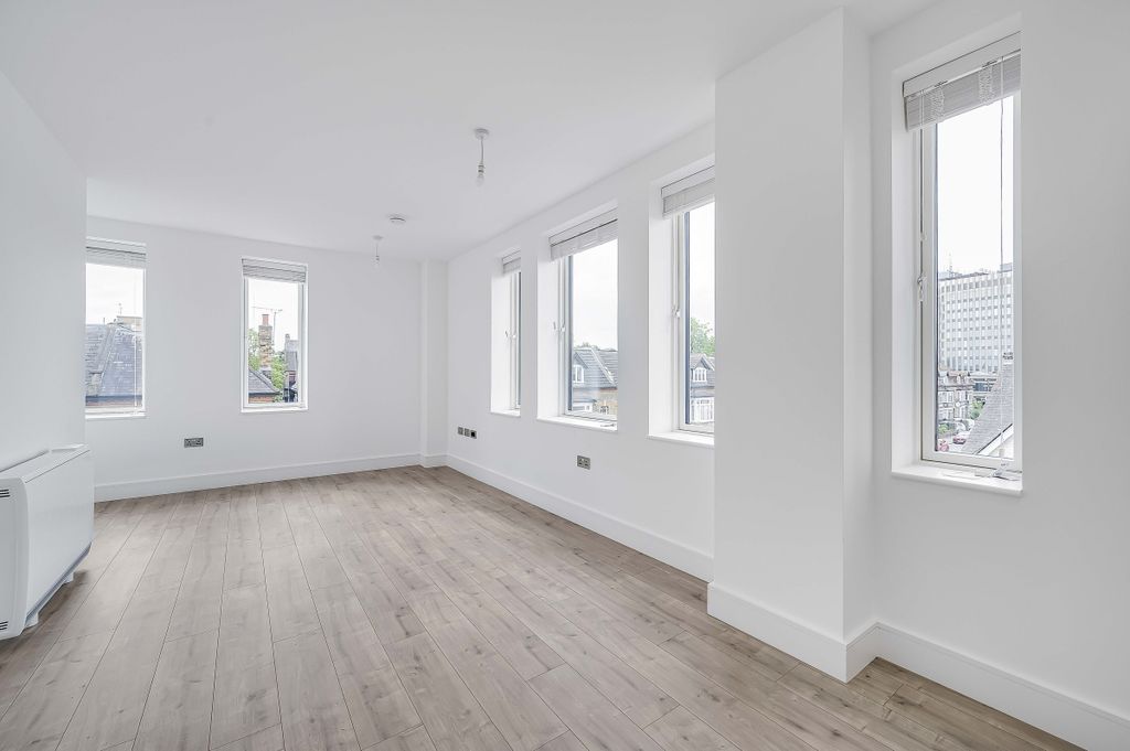 Property photo 3 of 9 Kfh_Flat_15_St_Andre