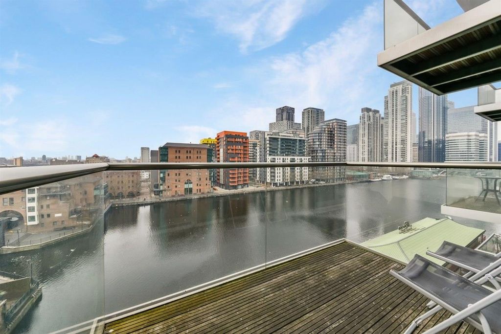 Property photo 3 of 8