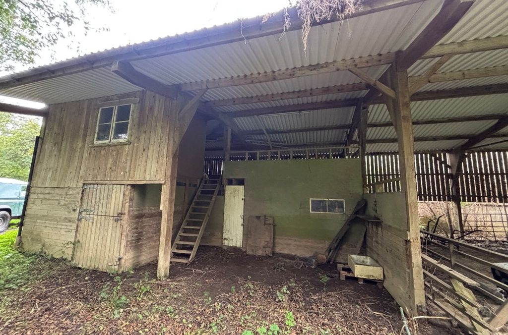 Property photo 3 of 9