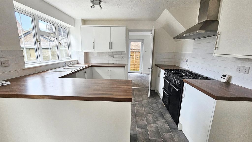 Property photo 3 of 19 20250625_123231.Jpg