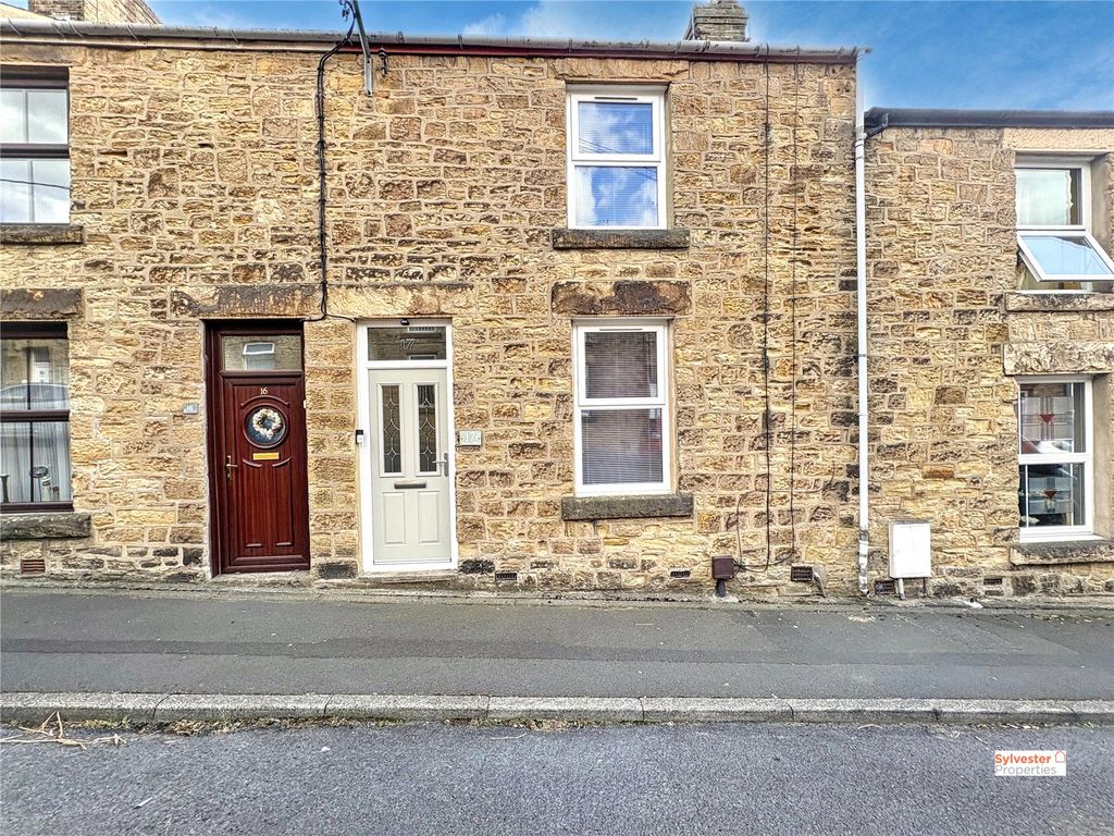Property photo 1 of 20 Picture No. 04