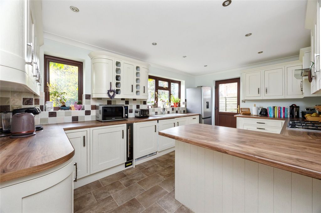 Property photo 3 of 17 Picture No. 07
