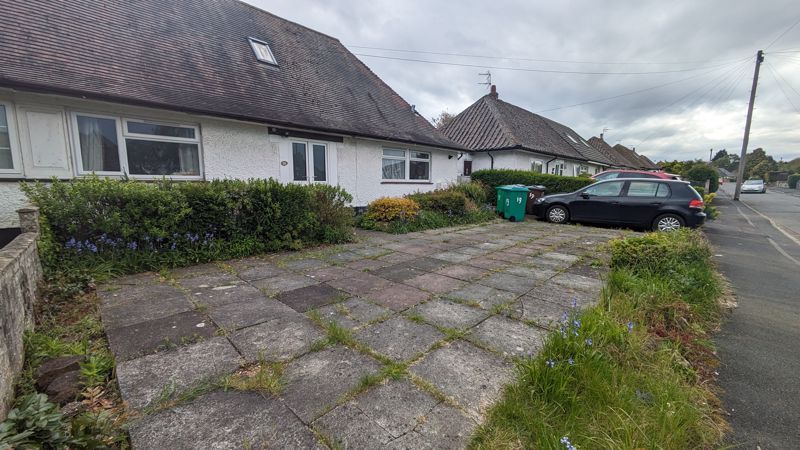 Property photo 1 of 12 Photo 31