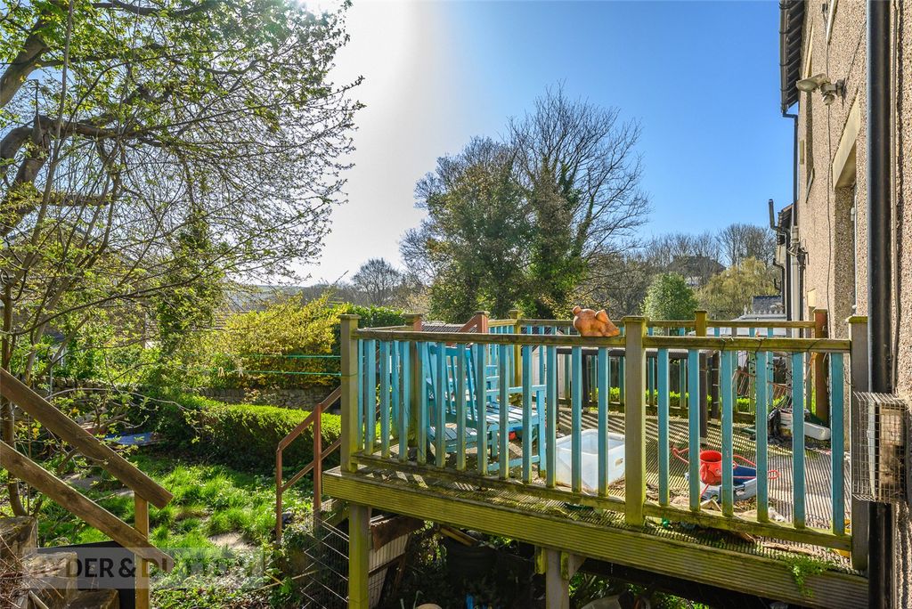 Property photo 2 of 18 Picture No. 04