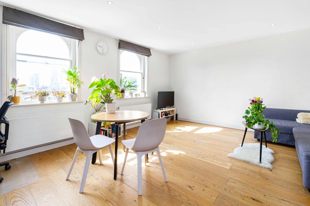 Property photo 2 of 9 Kitchen/Reception Room