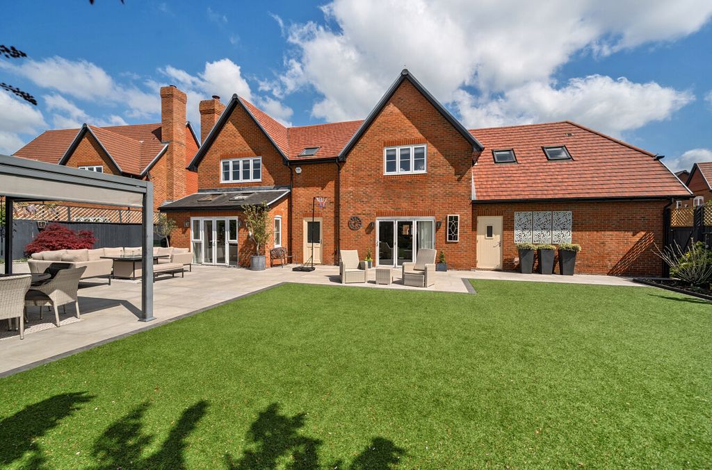 Additional image 33 of 5 bed detached house for saleAster Lea, Warfield, Bracknell RG42