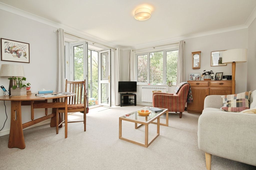 Property photo 2 of 20 Pbox-Img.Jpg