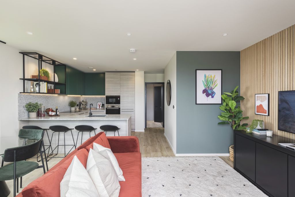 Property photo 3 of 15 Poplar Riverside- Show Apartment