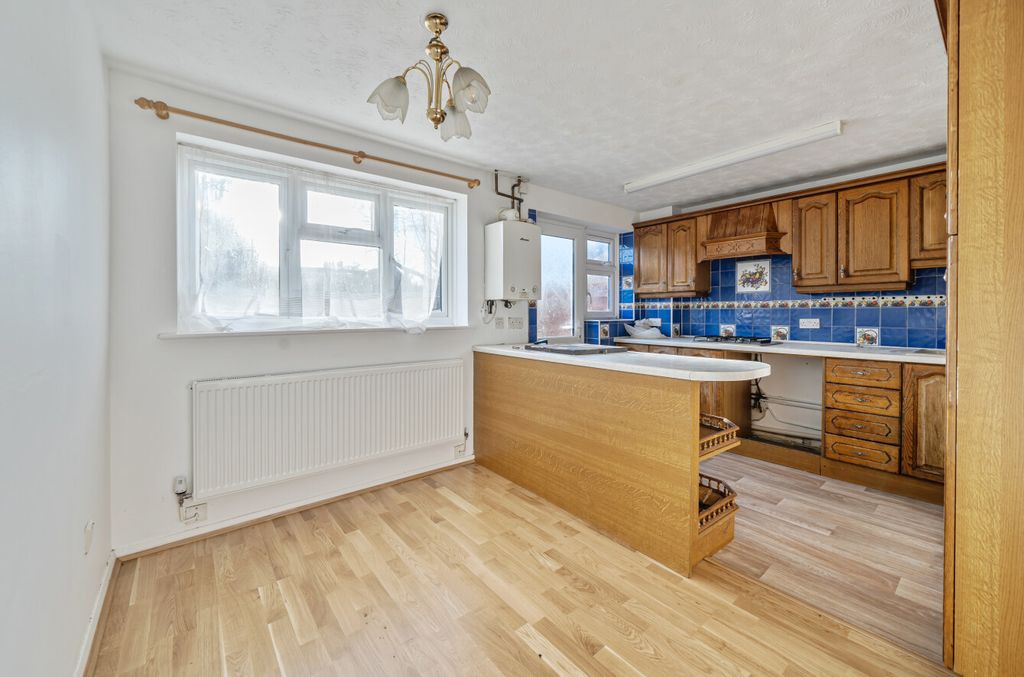 Property photo 2 of 21 Kitchen/Diner