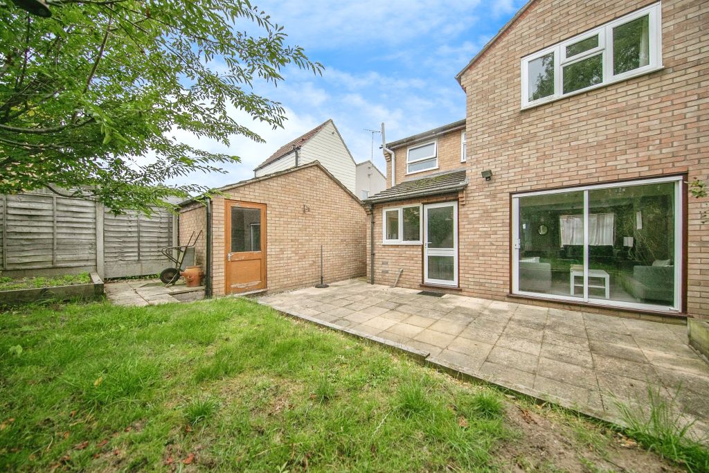 Property photo 2 of 17