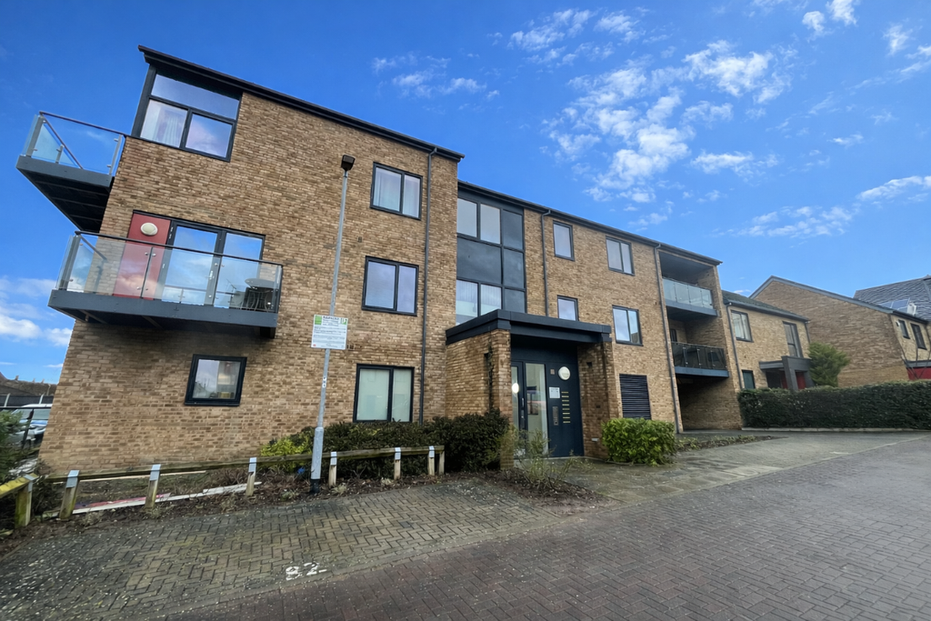 Property photo 1 of 11