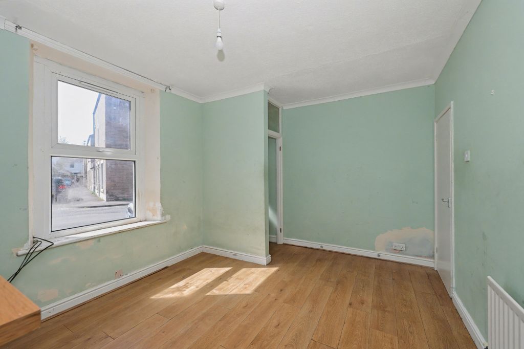 Property photo 3 of 19 24 Gladstone Street, Workington, Cumbria, Ca14 2Xh