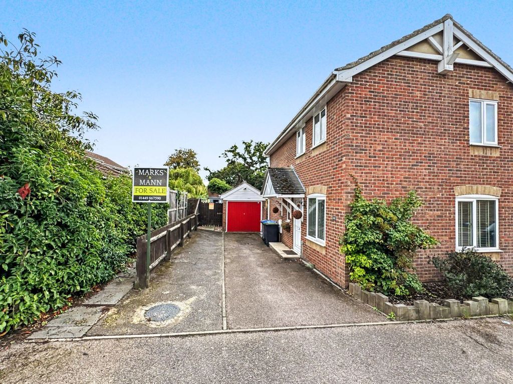 Property photo 1 of 24