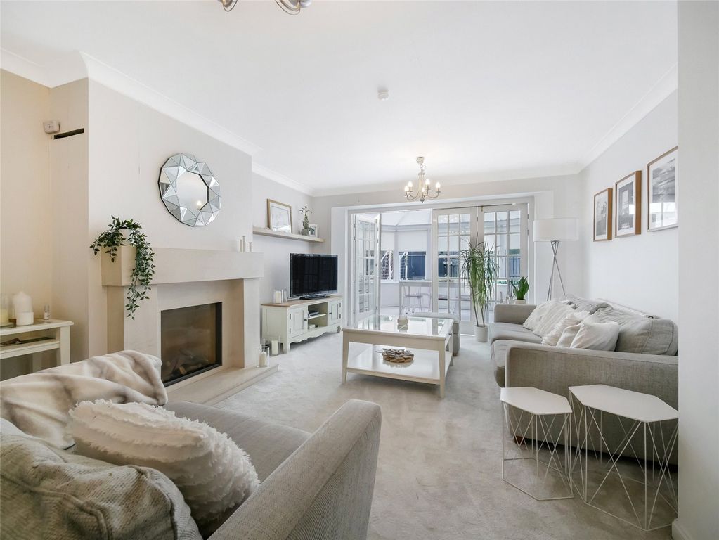 Property photo 2 of 20 Picture No. 02