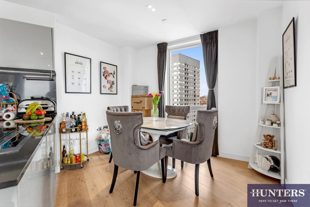 Property photo 3 of 13 Dining Room