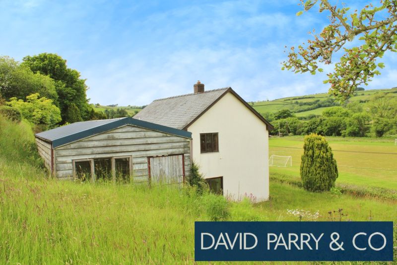 Property photo 3 of 19 Detached Country Property