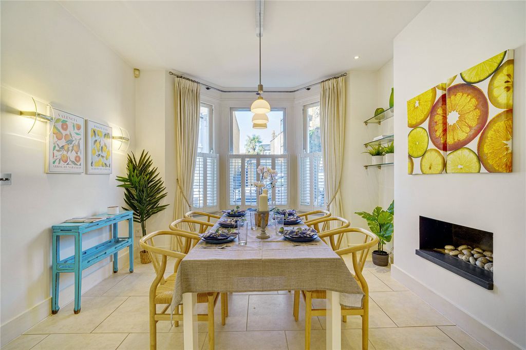 Property photo 2 of 19 Picture No. 62