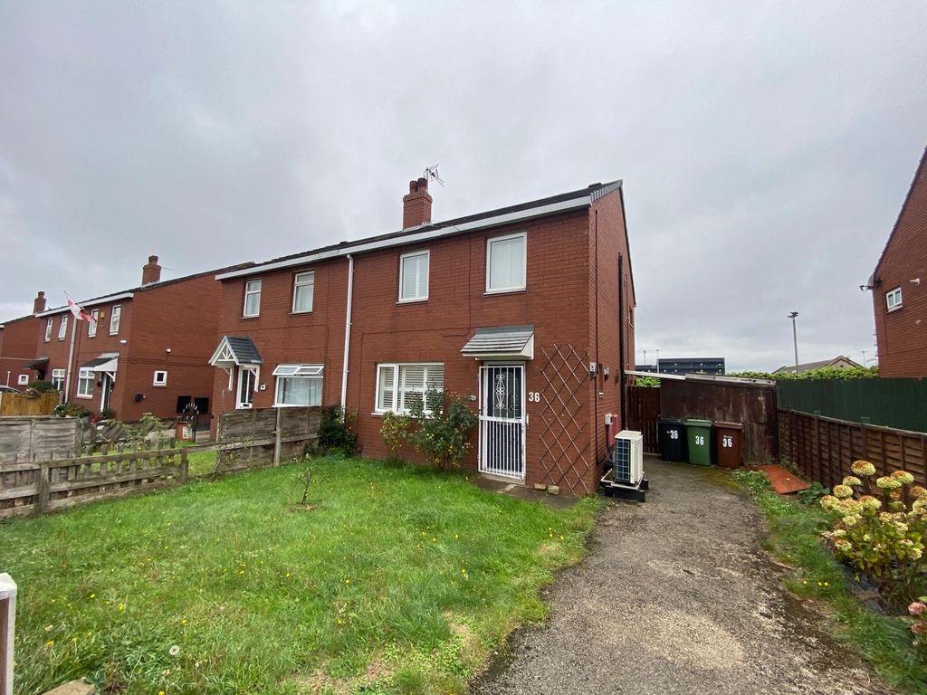Property photo 1 of 11