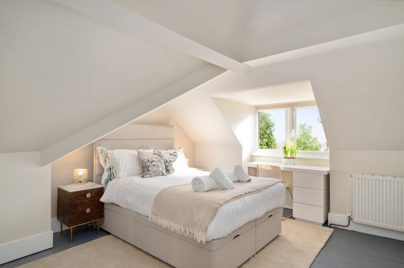 Property photo 1 of 12 1
