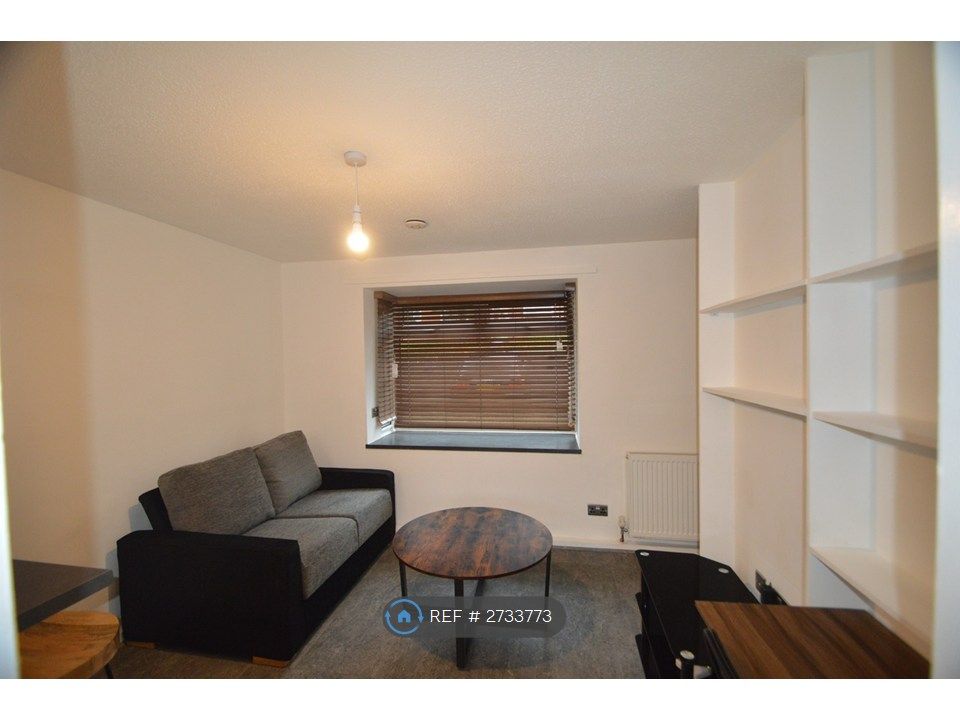Property photo 3 of 6
