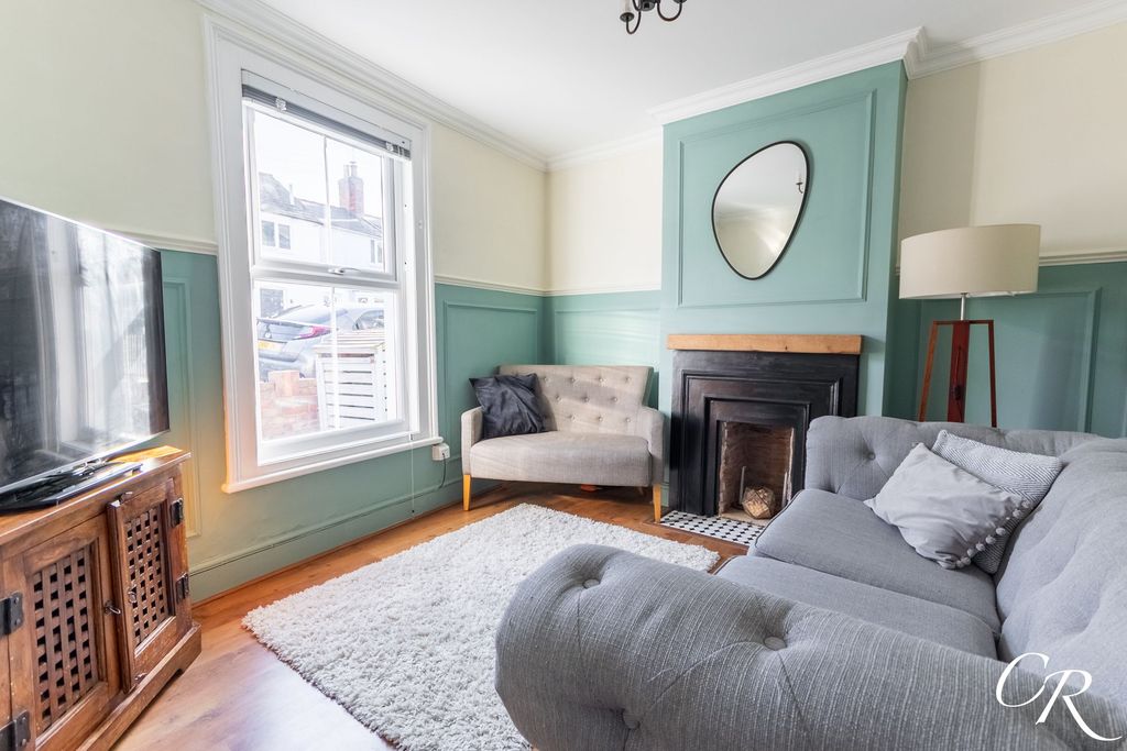 Property photo 2 of 12