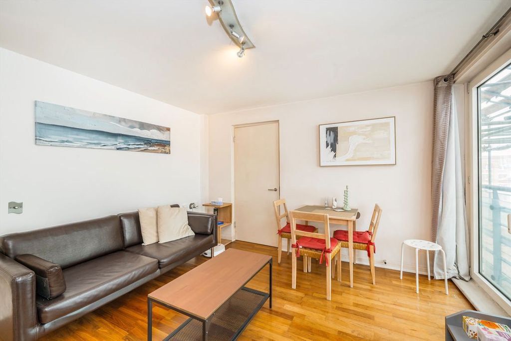 Property photo 2 of 5