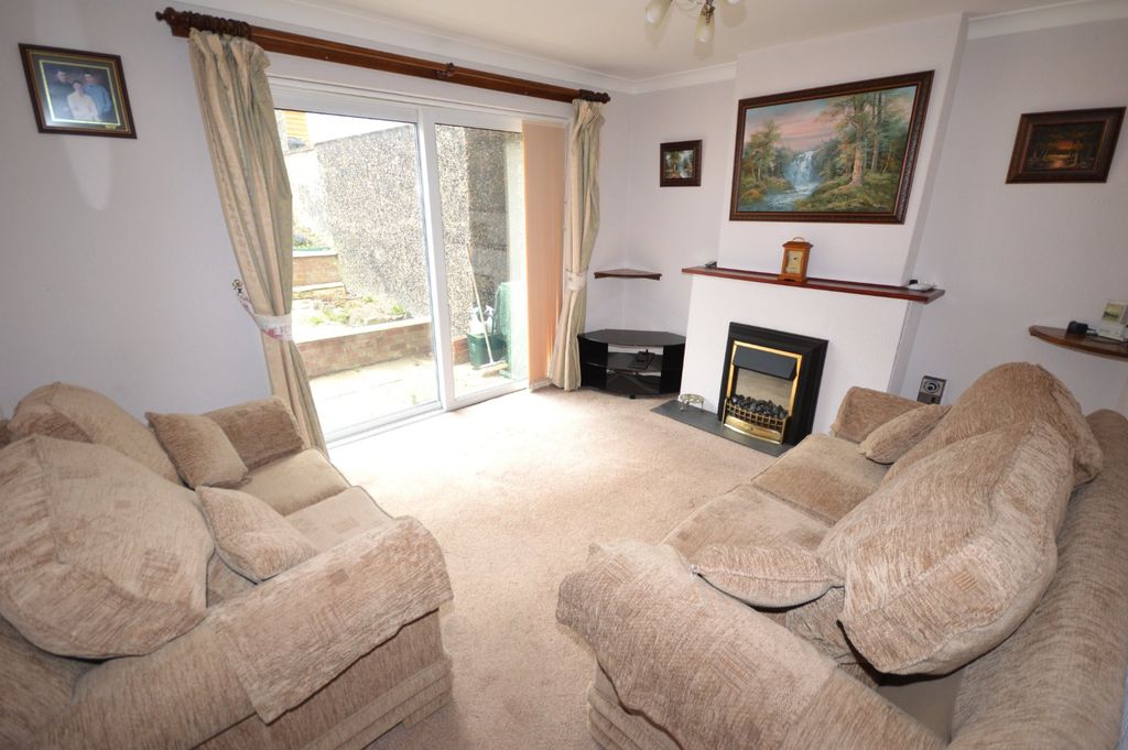 Property photo 2 of 16 Picture No. 02