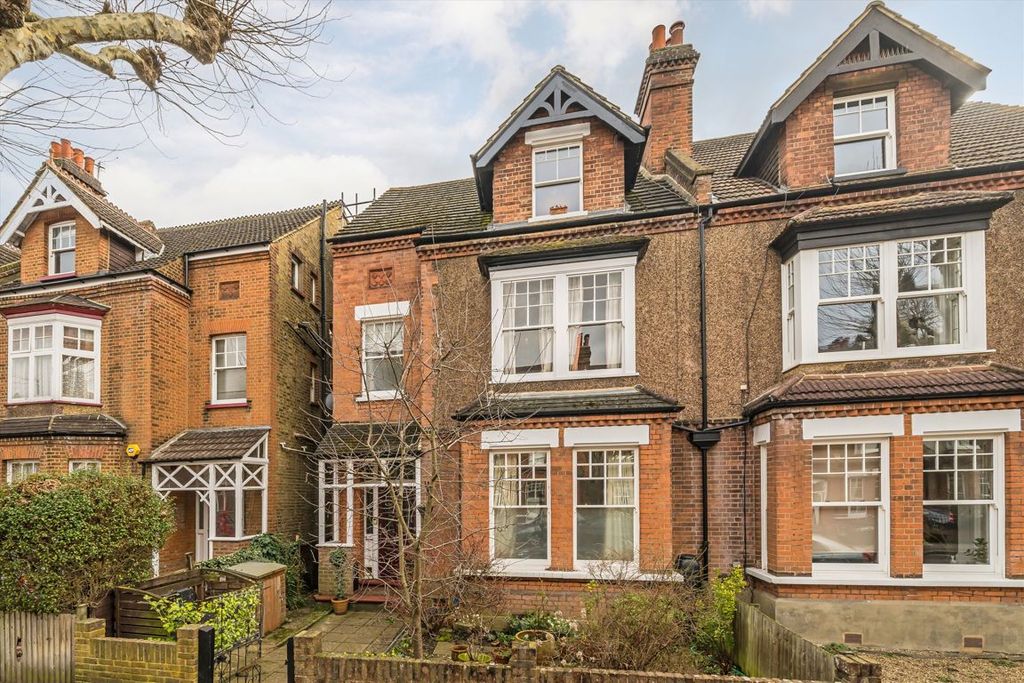 Property photo 1 of 5