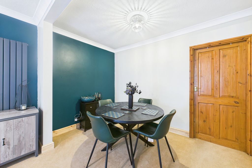 Property photo 3 of 13 Dining Room