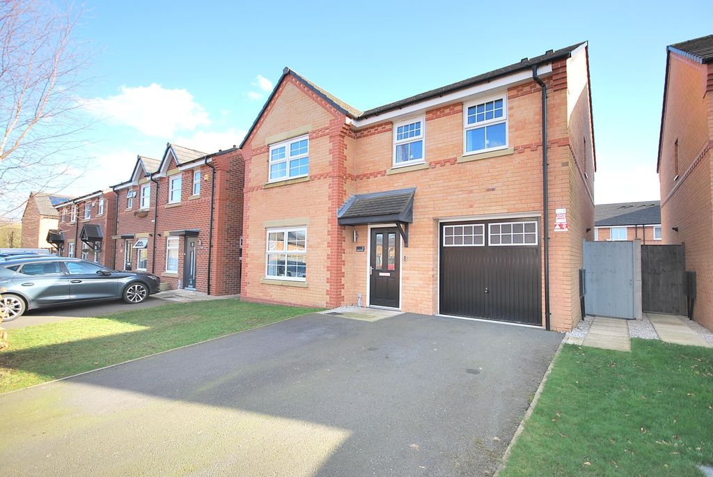 Property photo 1 of 27