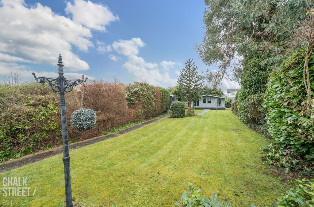 Property photo 2 of 38