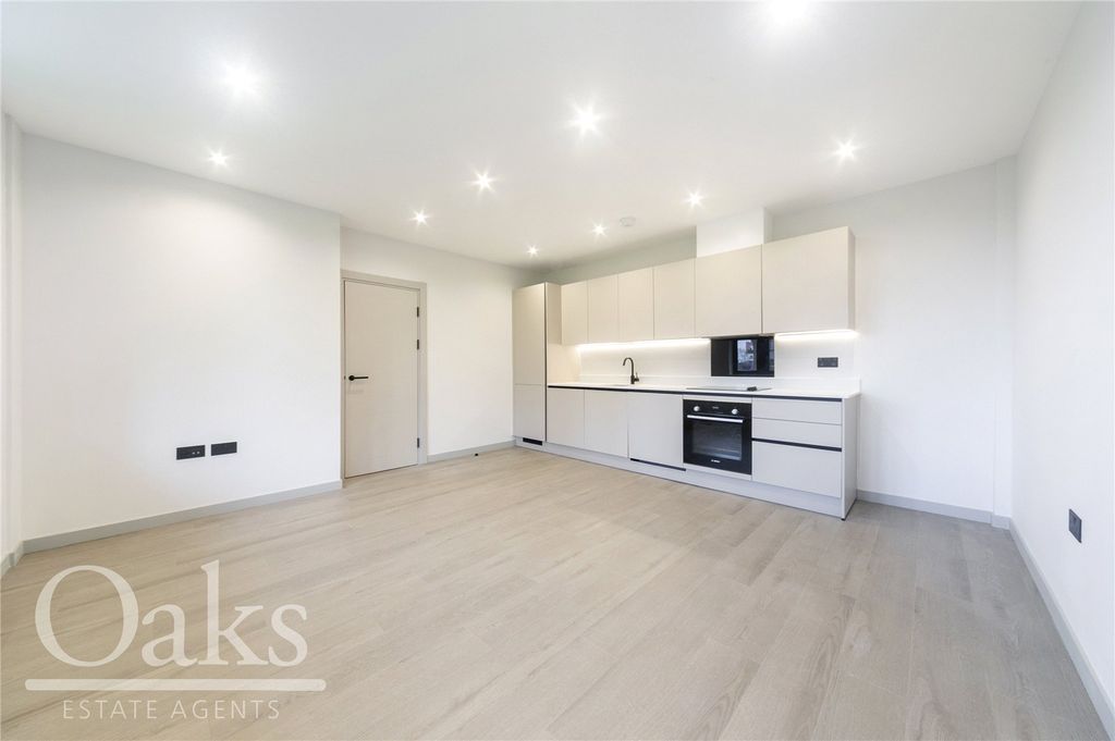 Property photo 1 of 10 Picture No. 15