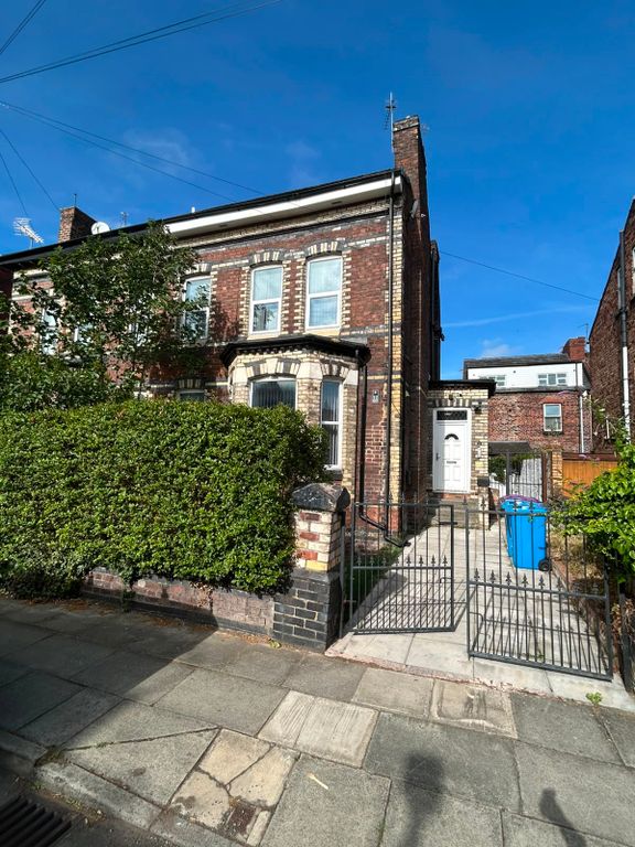 Property photo 1 of 11