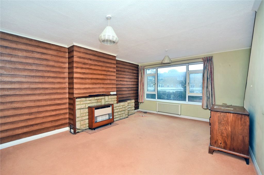 Property photo 2 of 12 Picture No. 10