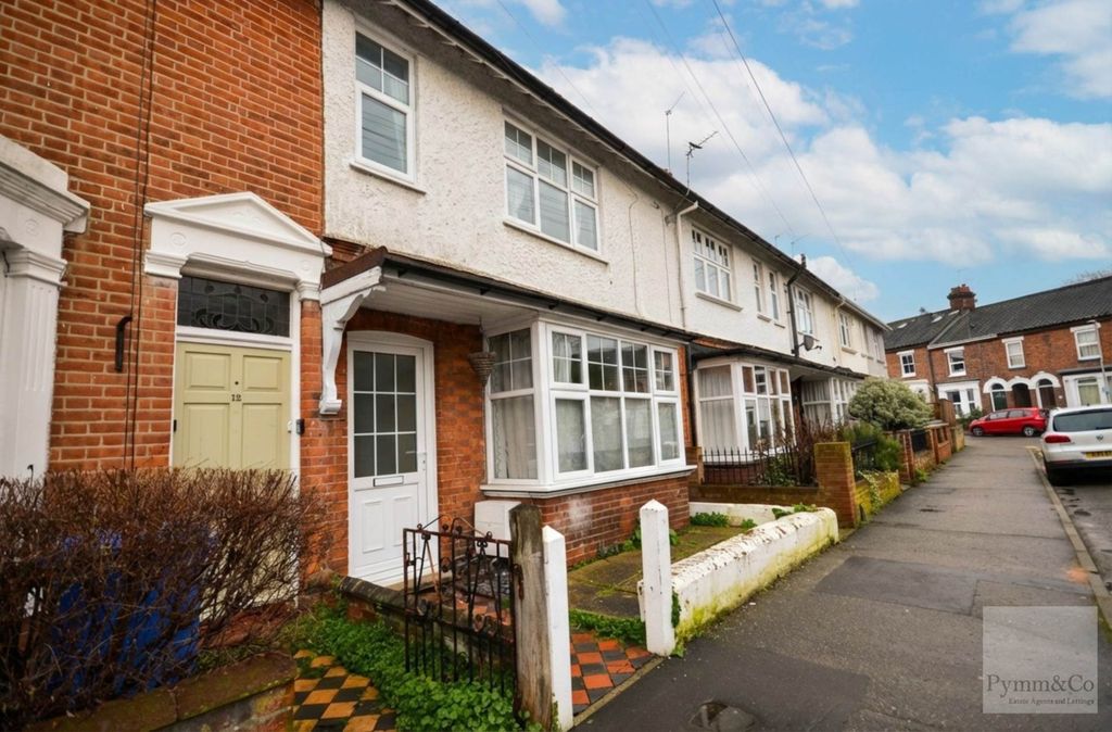 Property photo 1 of 9